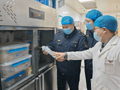 白叟反馈前进履态调整
